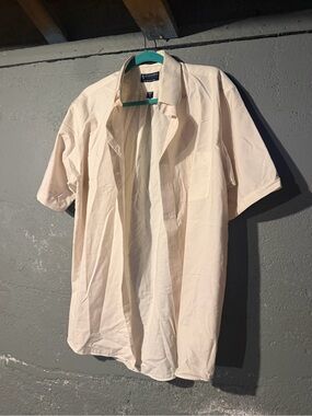 Stafford Men’s Short-Sleeve Button-Down Shirt in Pale Pink
